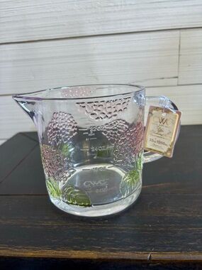 CWC Glass Measuring Cup 33oz ~ 4 Cups Pink HYDRANGEA Design NEW Microwaveable